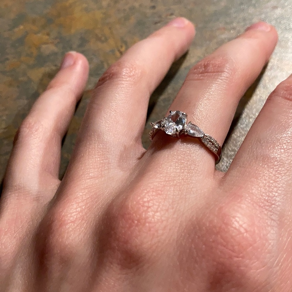 NWT Charmed Aroma ring, size 6